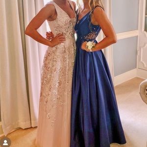 Pink sparkly prom dress!